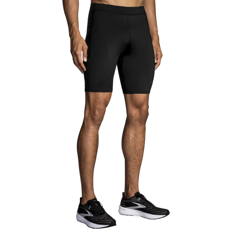 Brooks מקור 9 אינץ' קצר צמוד שחור