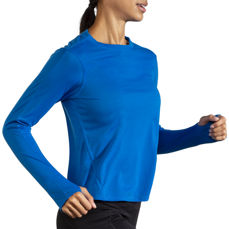 בריח כחול שרוול ארוך מרחק נחלים