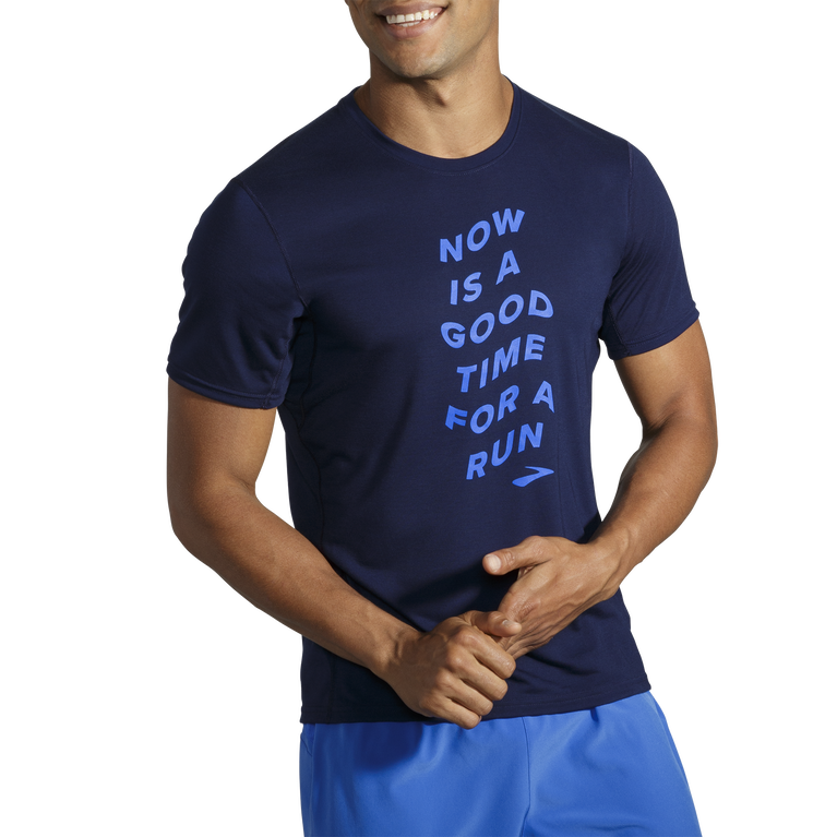 Brooks Distance גרפי שרוולים קצרים כחולים-כחולים גל ריצה