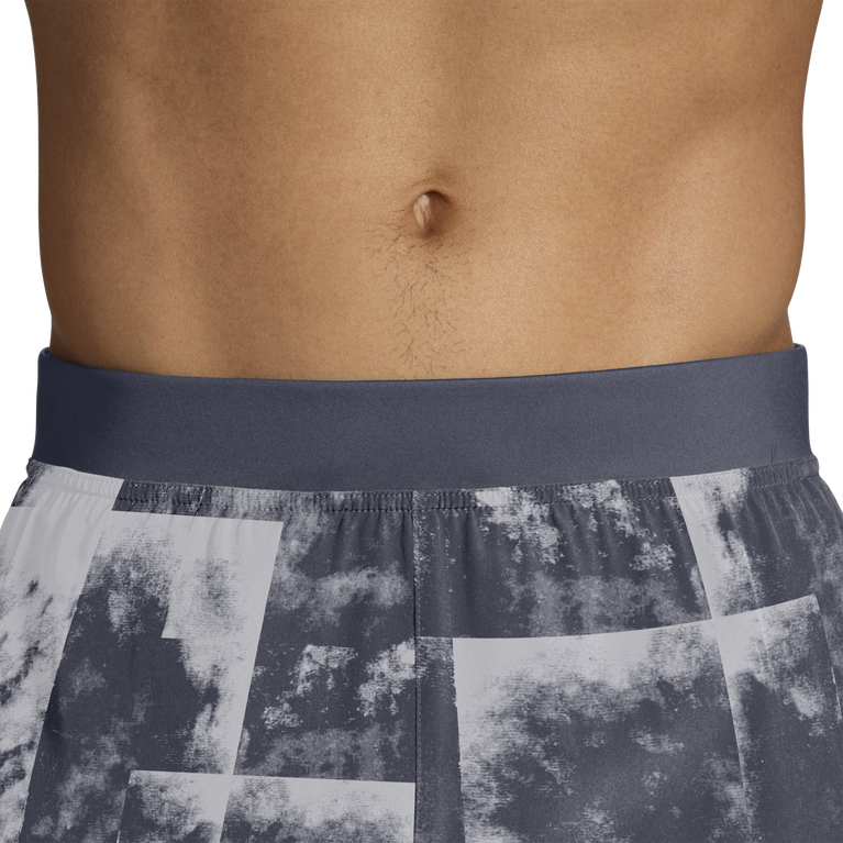 Brooks Sherpa 3 אינץ' מפוצל הדפס צבע ענן בטון קצר