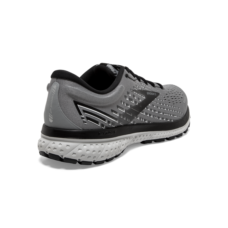 Brooks Ghost 13 פריימר אפור-פנינה-שחור