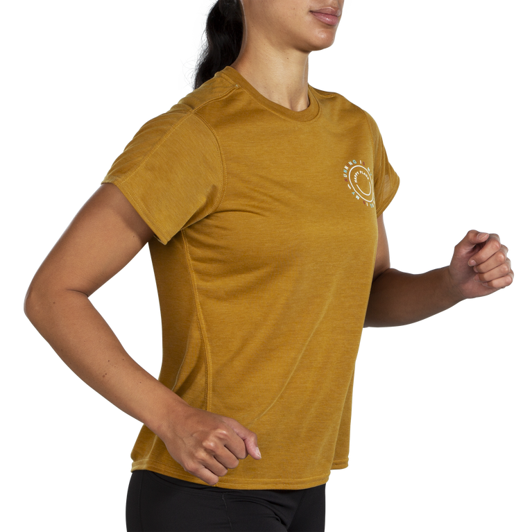 Brooks מרחק גרפיקה שרוול קצר אברש שרוף זית מאושר