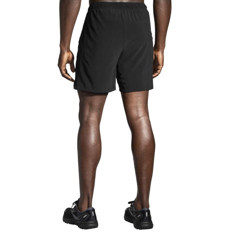 Brooks Moment 7 אינץ' קצר שחור