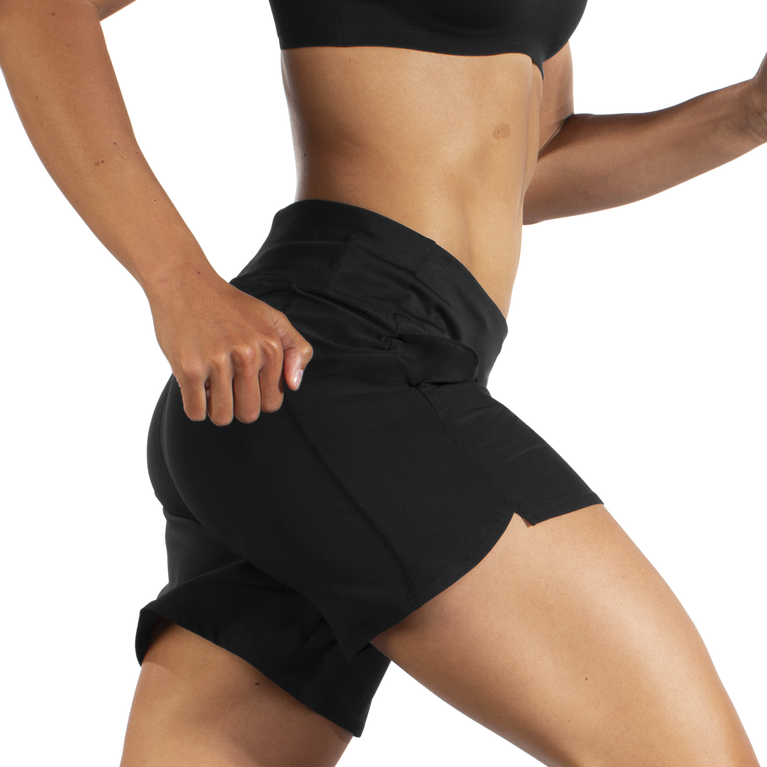 Brooks Chaser 7 אינץ' קצר שחור