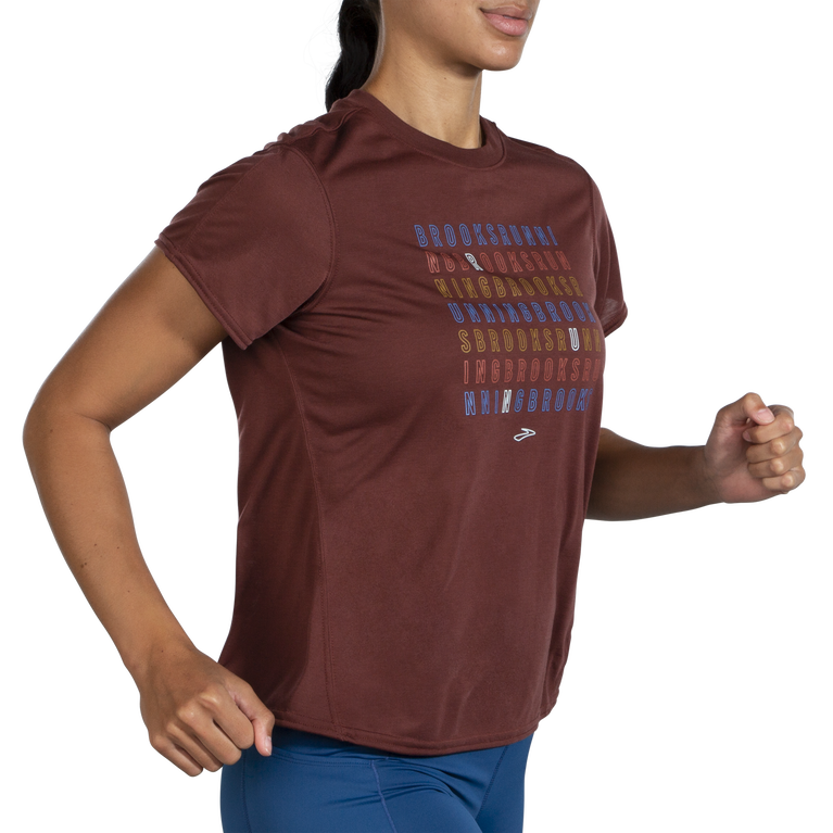 Brooks מרחק גרפי שרוול קצר לרוץ צימוקים למצוא את הריצה