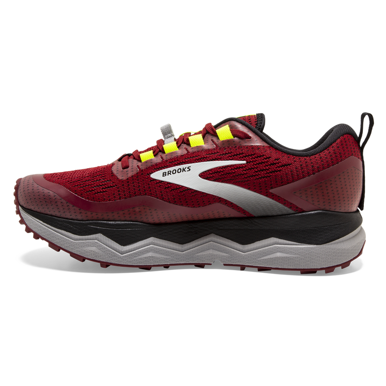 Brooks Caldera 5 אדום-שחור-חיי לילה