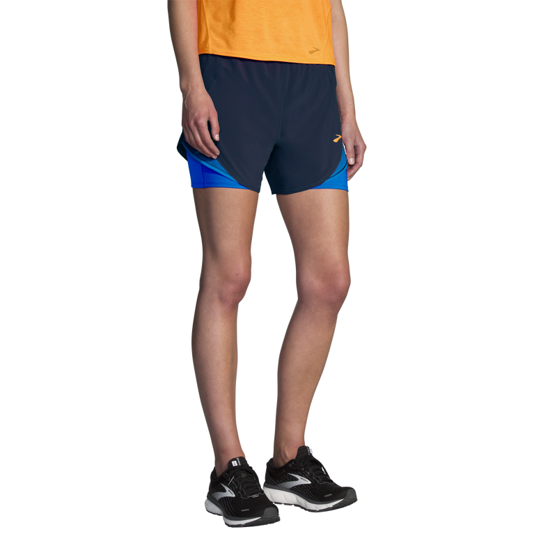 ברוקס צ'ייסר 5 אינץ' 2 ב-1 קצר כחול כהה