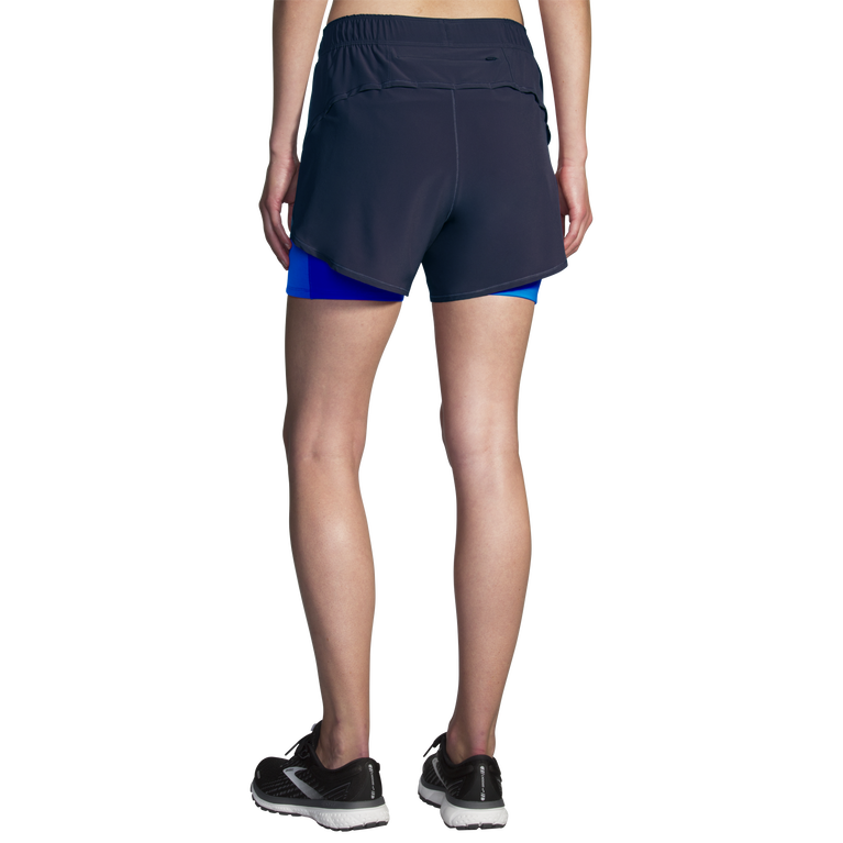 ברוקס צ'ייסר 5 אינץ' 2 ב-1 קצר כחול כהה