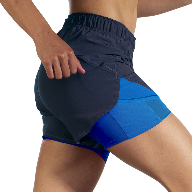 ברוקס צ'ייסר 5 אינץ' 2 ב-1 קצר כחול כהה