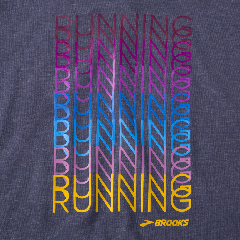 Brooks מרחק גרפי שרוול קצר אברש נייבי-brooks חוזר