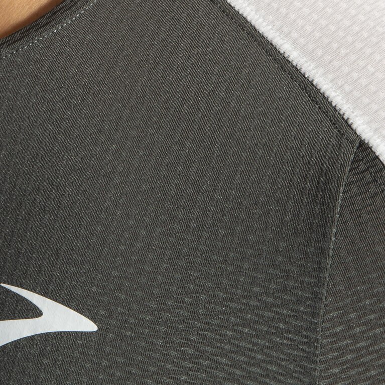 אווירת נחלים שרוול קצר צדפה כהה אפור קפוא