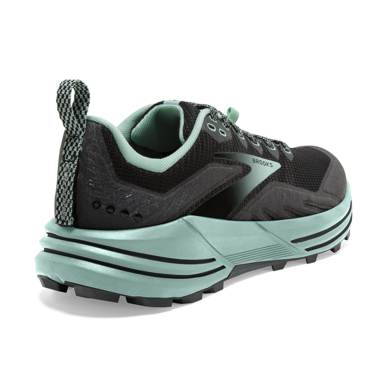 Brooks Cascadia 16 שחור-יוקה