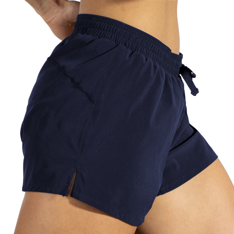 Brooks Moment 5 אינץ' נמוך נשים צי