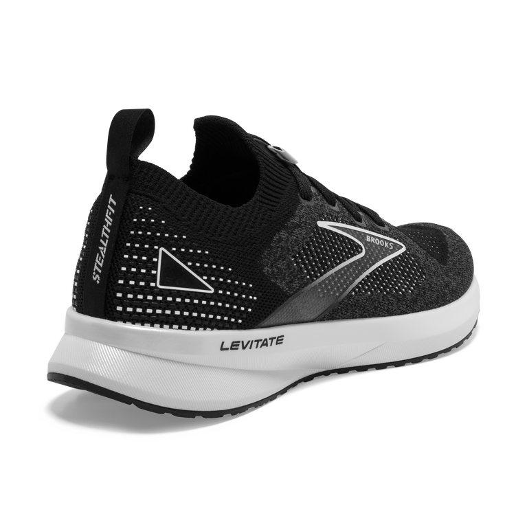 Brooks Levitate Stealthfit 5 שחור-לבן