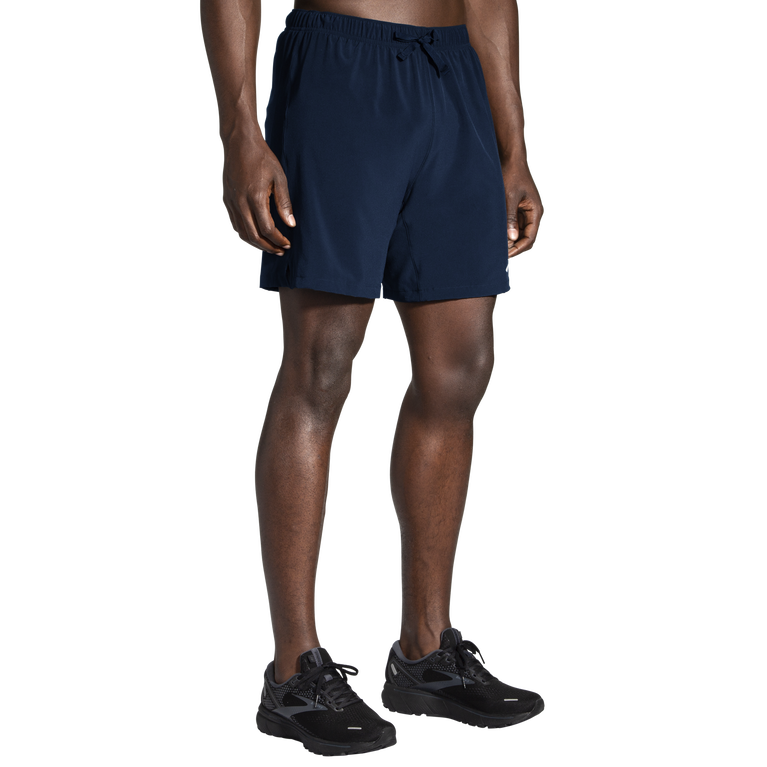 Brooks Moment 7 אינץ' קצר צי