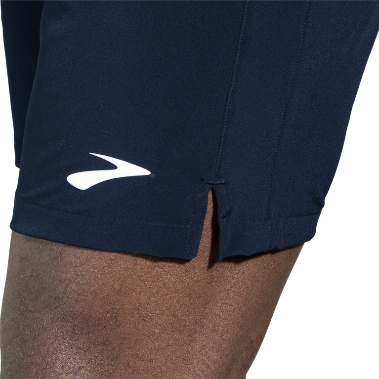 Brooks Moment 7 אינץ' קצר צי