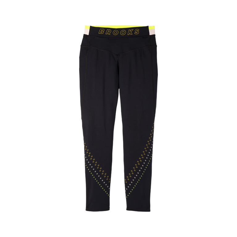 פלגים זורמים בתוך 7/8 פלחים שחורים הדוקים