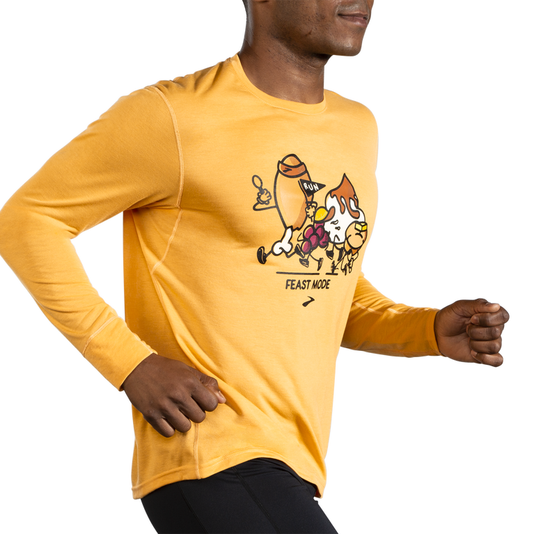 Brooks Trot Happy Distance Graphic Ls מצב זעפרן-סעודה