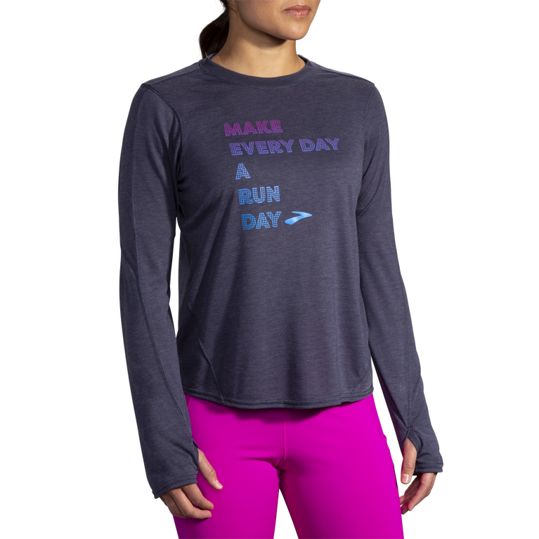 Brooks מרחק גרפי שרוולים ארוכים אברש צי-כל יום