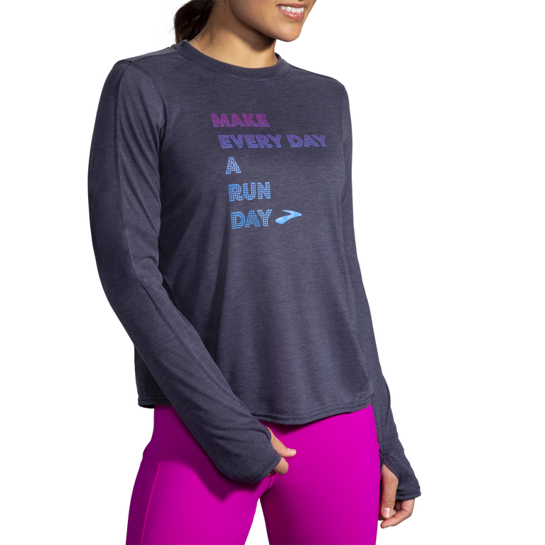 Brooks מרחק גרפי שרוולים ארוכים אברש צי-כל יום