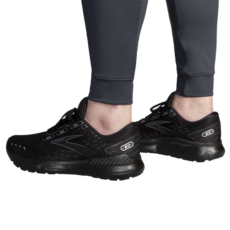 Brooks Spartan Jogger אספלט