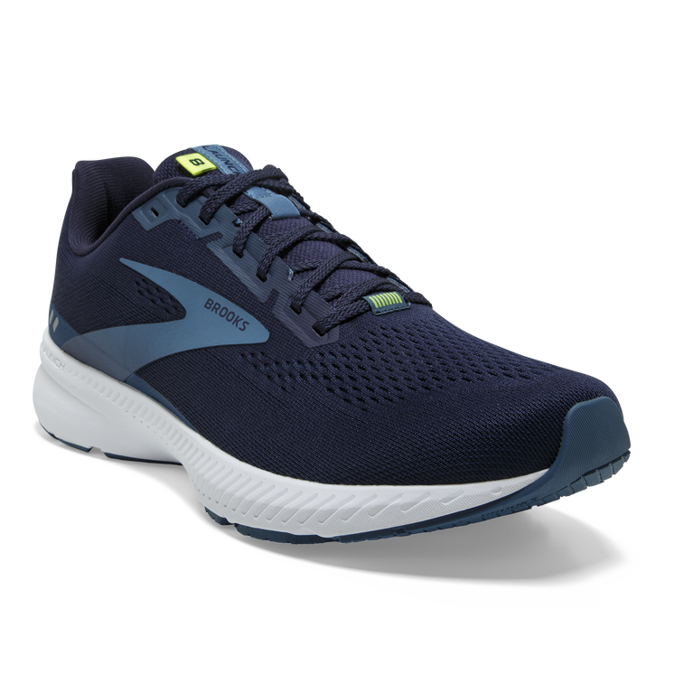 Brooks משיק 8 חיי לילה של Peacoat