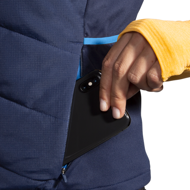 Brooks Shield אפוד היברידי בריח כחול כהה