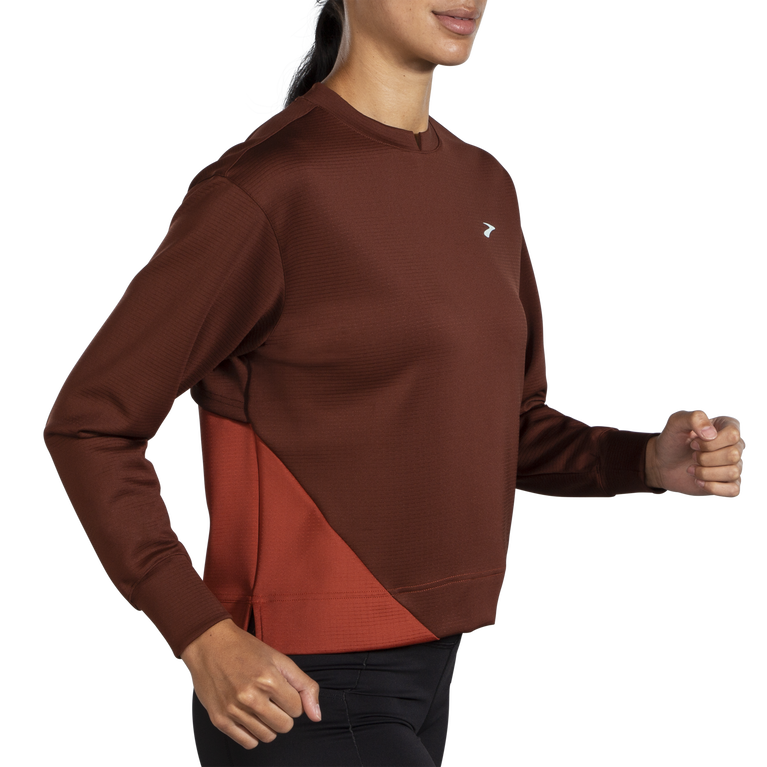 פלחים רצים בתוך סווטשירט לרוץ צימוק-נחושת