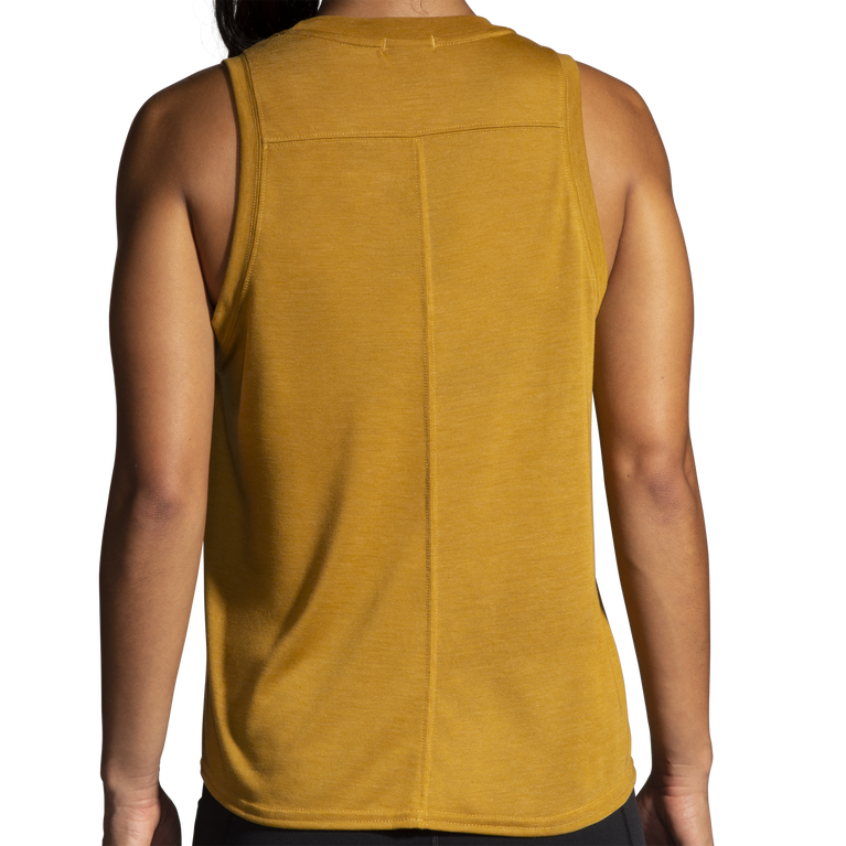 ברוקס מרחק גרפיקה טנק אברש שרוף זיתים בריצה