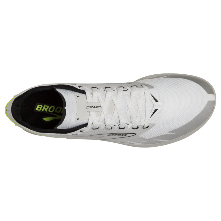 Brooks Draft Xc חיי לילה לבן-שחור ללא קוצים