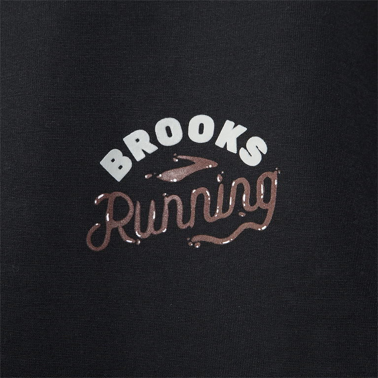 Brooks Distance גרפי שרוול קצר שחור לרוץ עם חברים