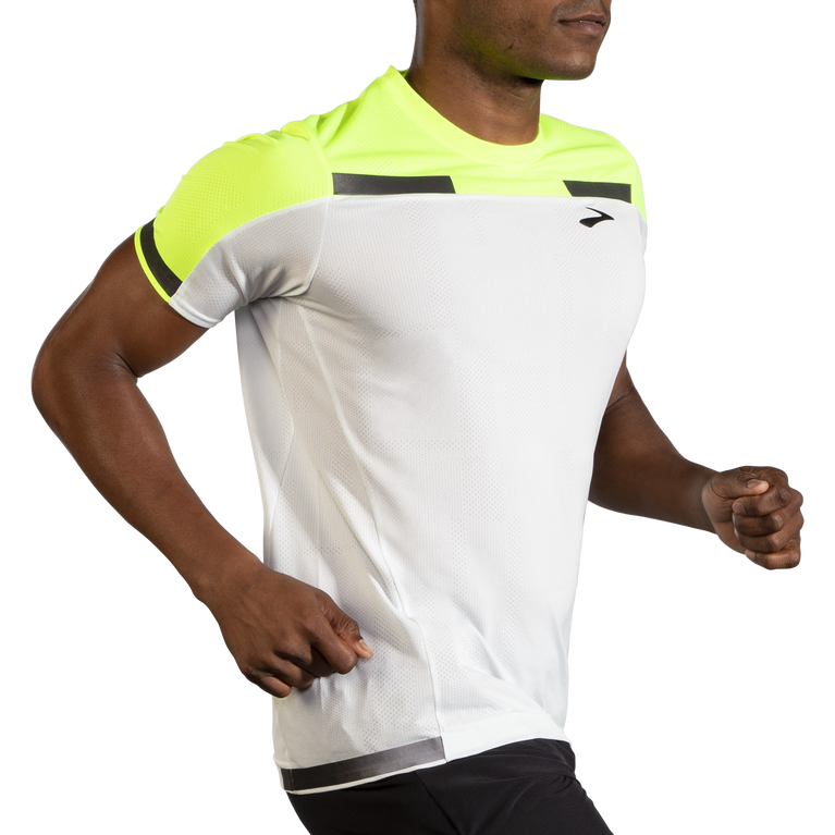 ברוקס קרבוניט שרוול קצר אפור קרח-ג'קארד חיי לילה