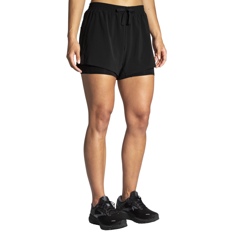 Brooks Moment 5 אינץ' 2 ב-1 קצר שחור