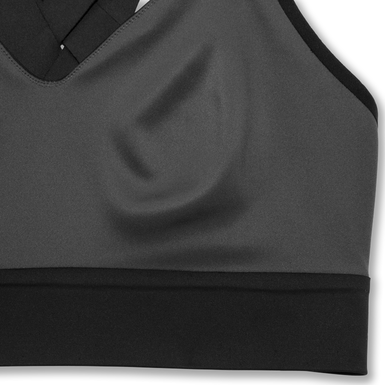 Brooks Drive Interlace Run חזייה שחורה