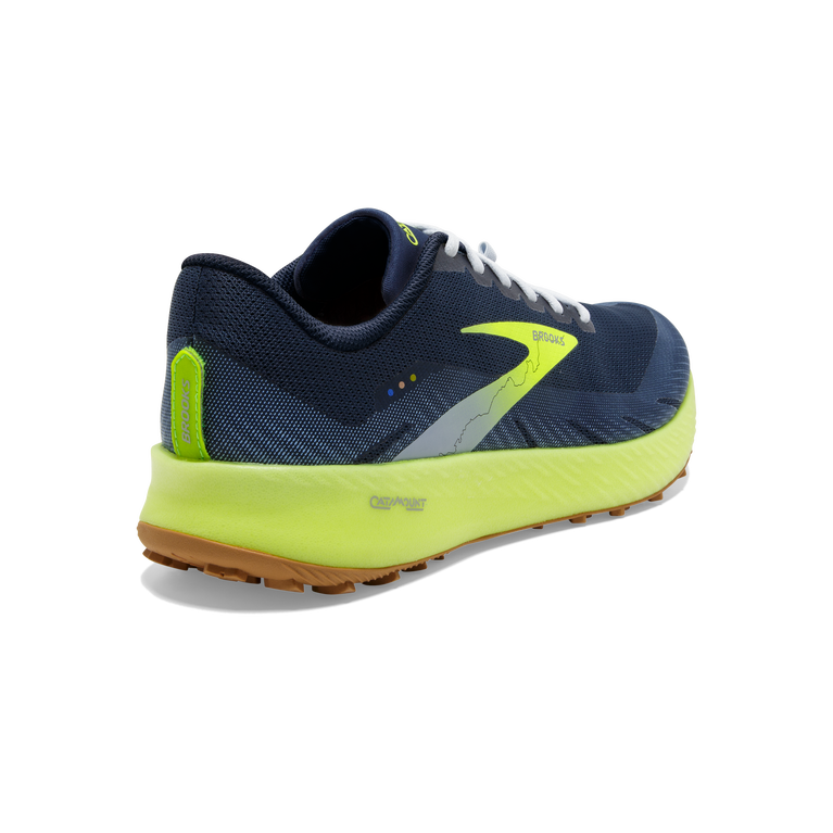 Brooks Catamount חיי לילה טיטאן